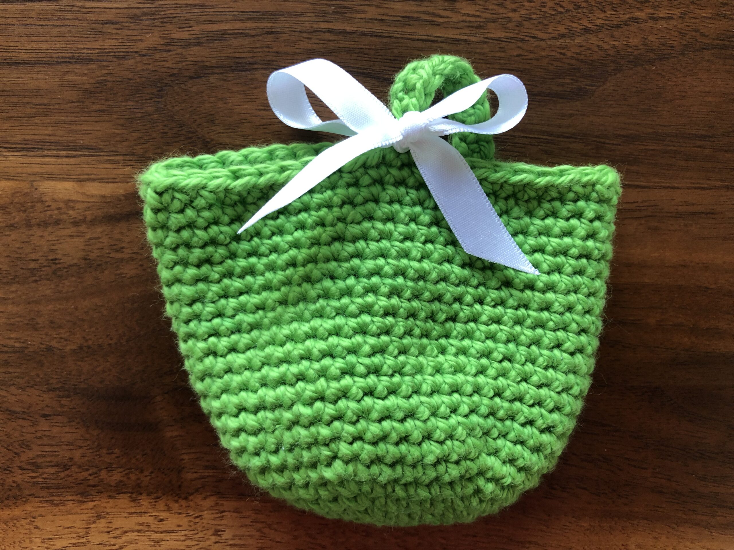 Osterkörbchen uni - grün